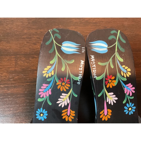 Mystique Wedge Sandals Floral Painted Brown Leather Adjustable‎ Buckle Size 9 - Picture 3 of 12